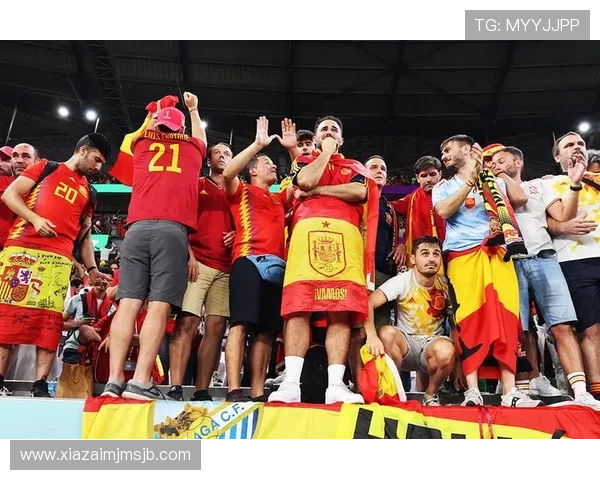 卡塔尔世界杯新闻报道：赛场上的激烈对决与精彩瞬间全景回顾